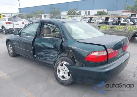 2000 Honda Accord 3.0 Ex from USA, damaged, VIN 1HGCG1654YA072845